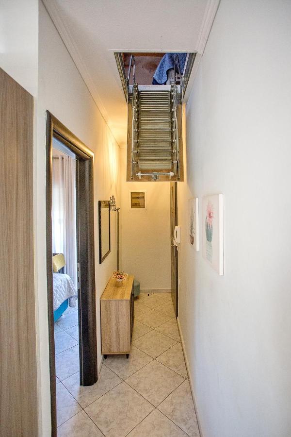 Holiday House Ioanna 2 - Loft Nea Peramos  Exterior photo